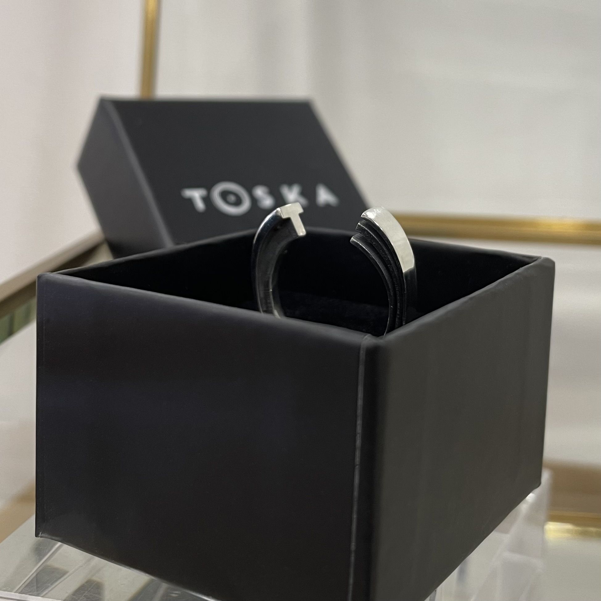 Anillos ajustables con iniciales de plata personalizados y hechos a mano