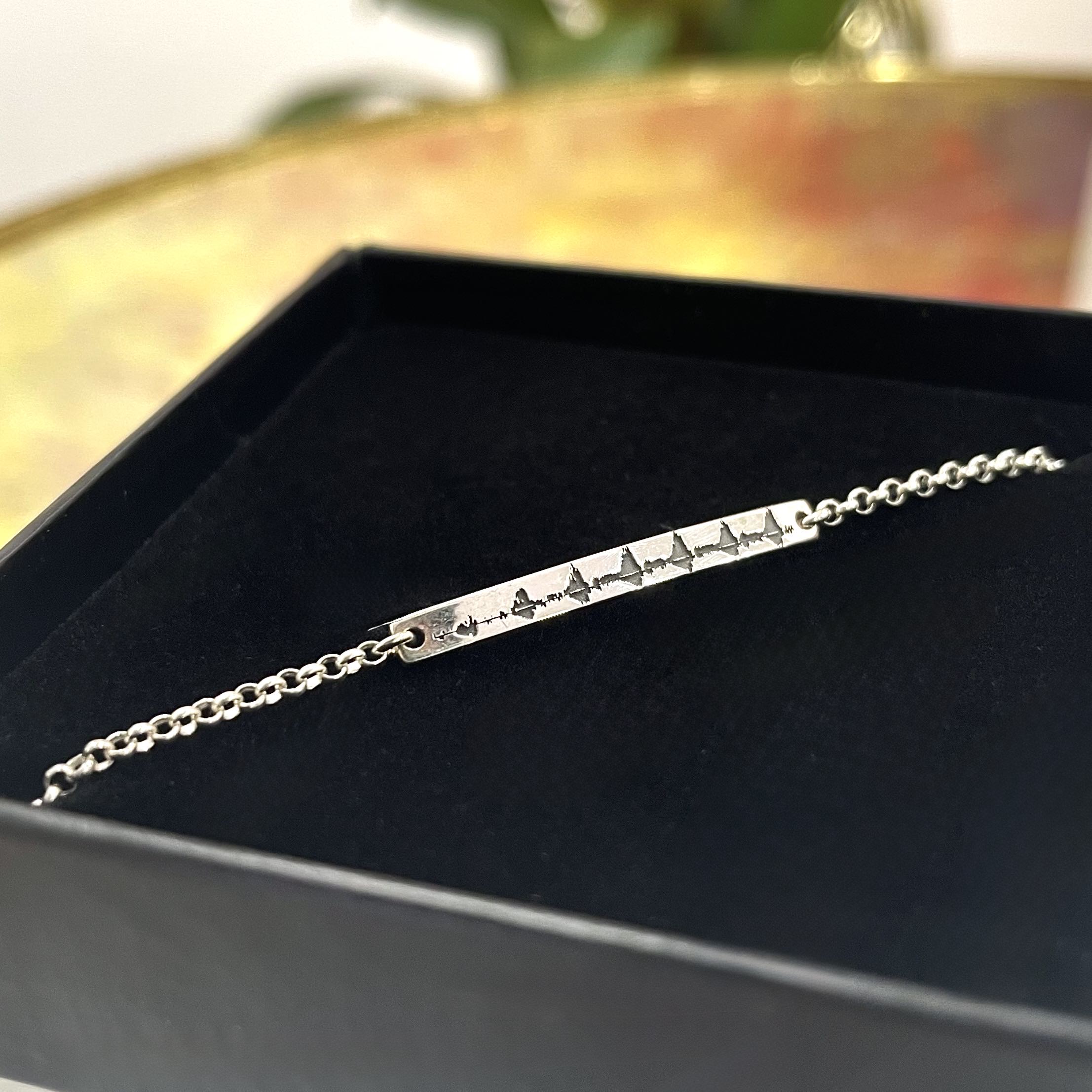 PULSERA DE PLATA CON CADENA LATIDO TOSKA